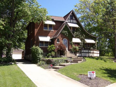 Photo of 4308 Schulte Drive, Cincinnati, OH 45205 (MLS # 1879373)