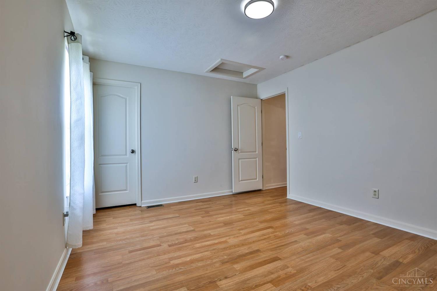 7590 Black Squirrel Trail, Hamilton, Ohio image 26