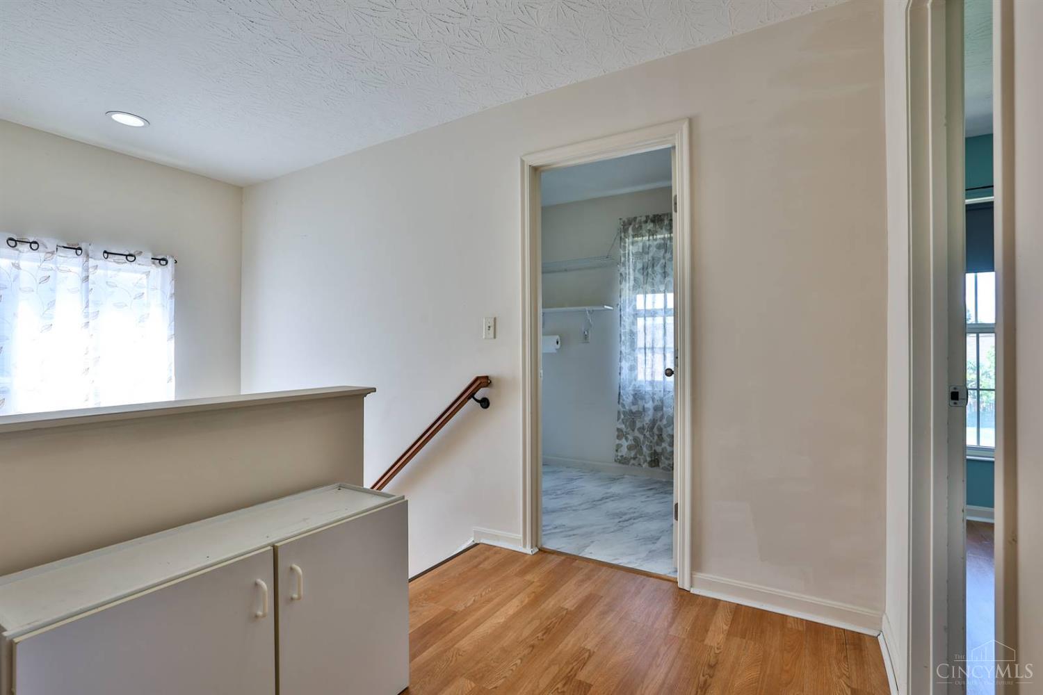 7590 Black Squirrel Trail, Hamilton, Ohio image 31