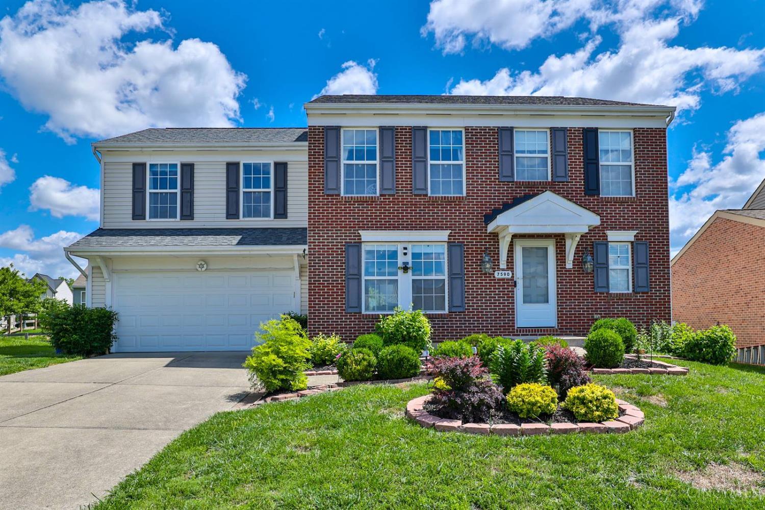 7590 Black Squirrel Trail, Hamilton, Ohio image 1