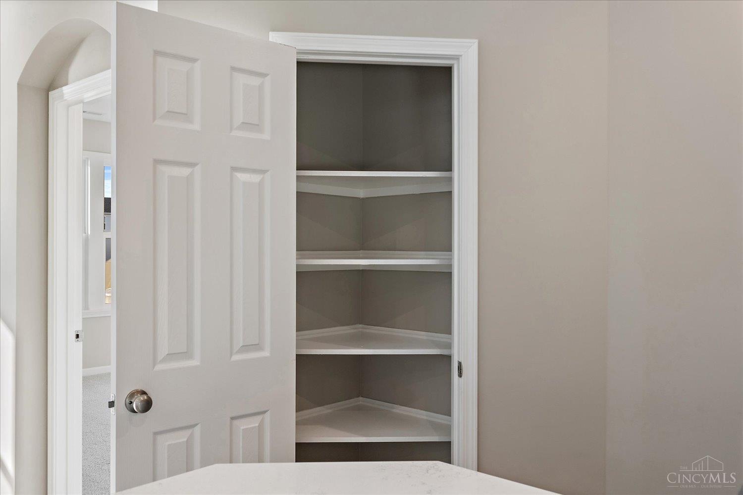 1623 Scenicview Lane