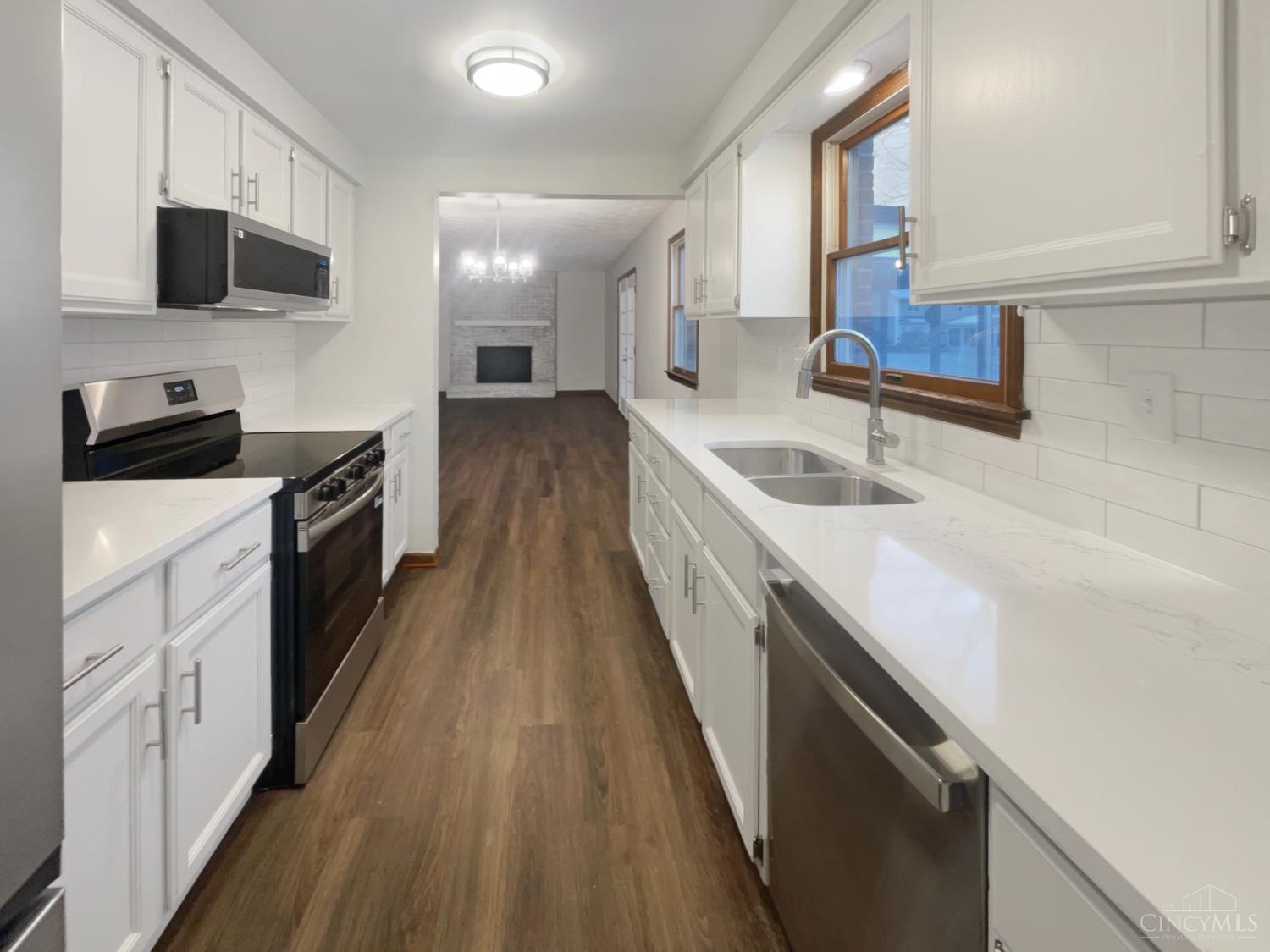 1110 Deerhaven Court