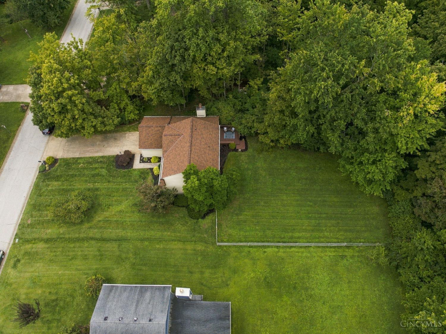 1402 Whitaker Lane