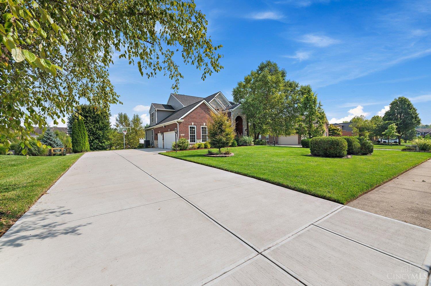5552 Schlade Court