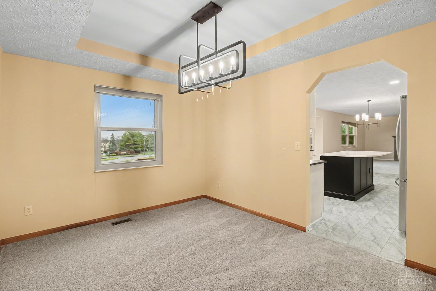 6098 Glenngate Court