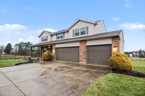 Photo of 6098 Glenngate Court, West Chester, OH 45069 (MLS # 1864640)