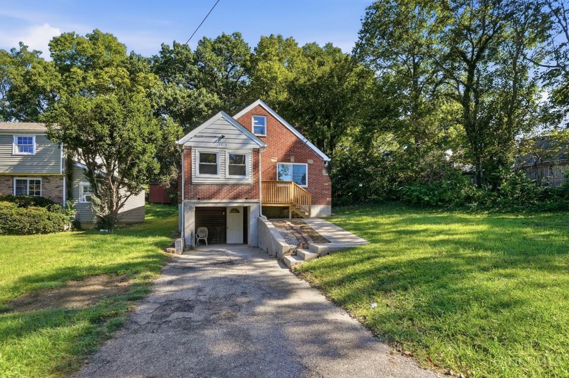 1318 Woodland Avenue