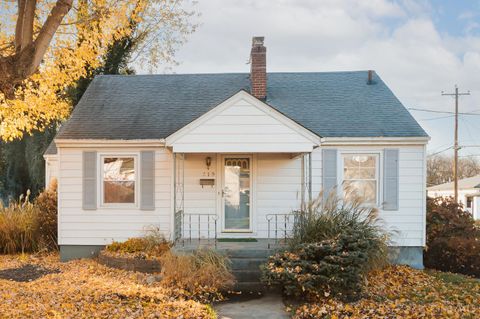 Apartment For Sale - 219 N Walnut Street<br/> Harrison, OH 45030