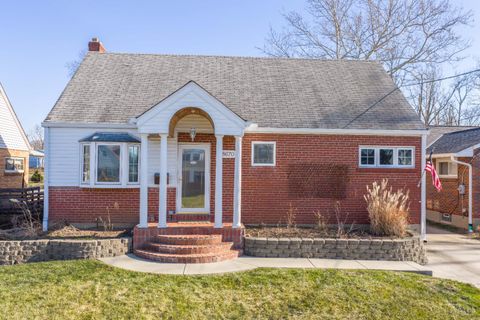 Photo of 8670 Antrim Court, Sycamore Township, OH 45236 (MLS # 1864794)