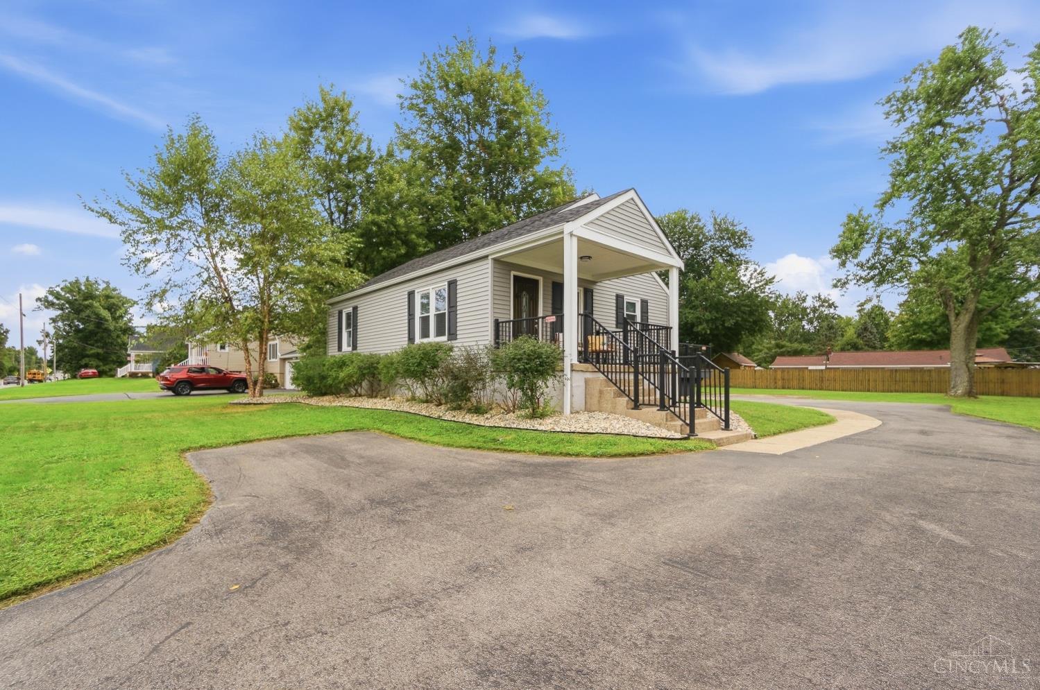 577 Clough Pike