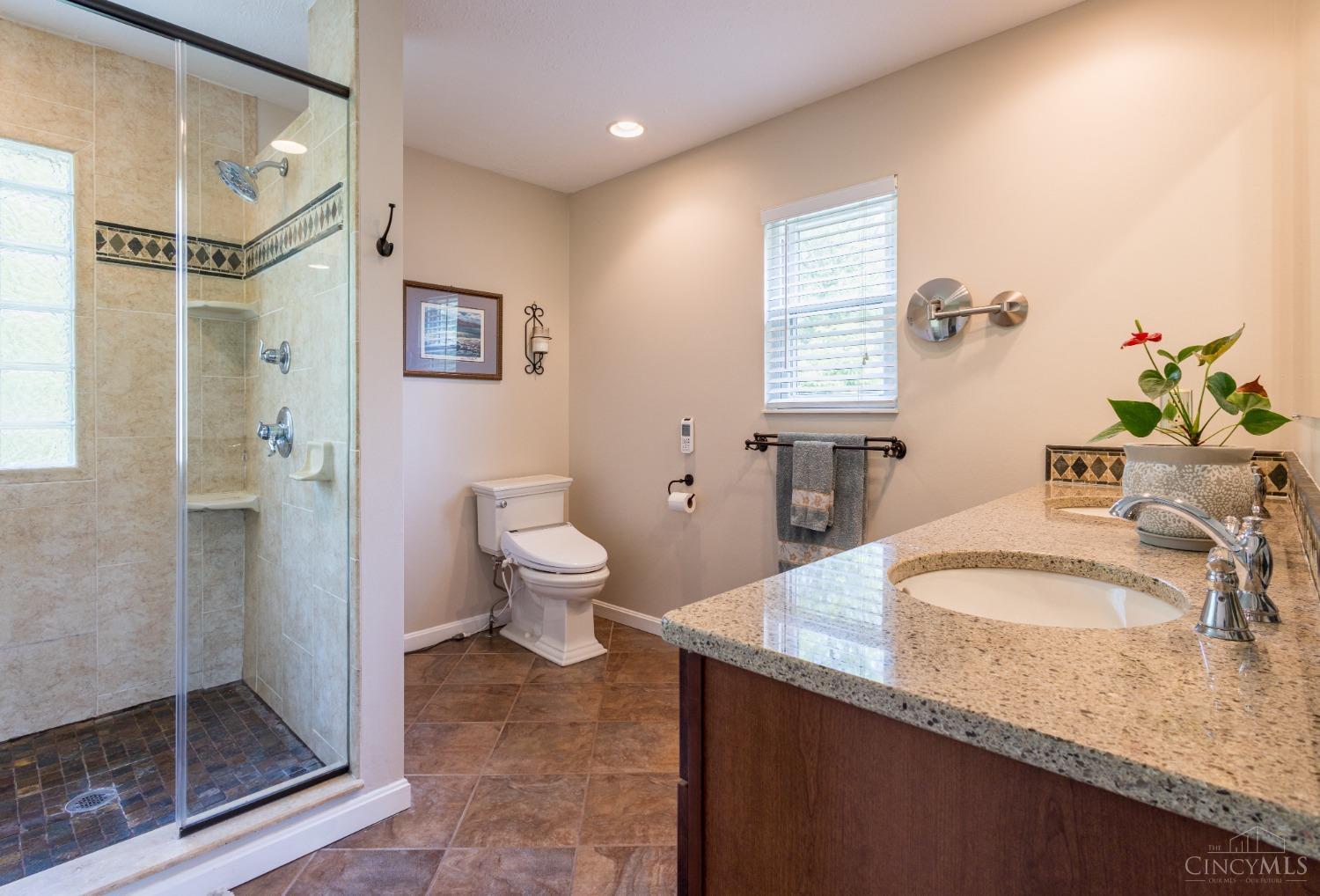 983 Anderson Glen Drive, Anderson Twp, Ohio image 32