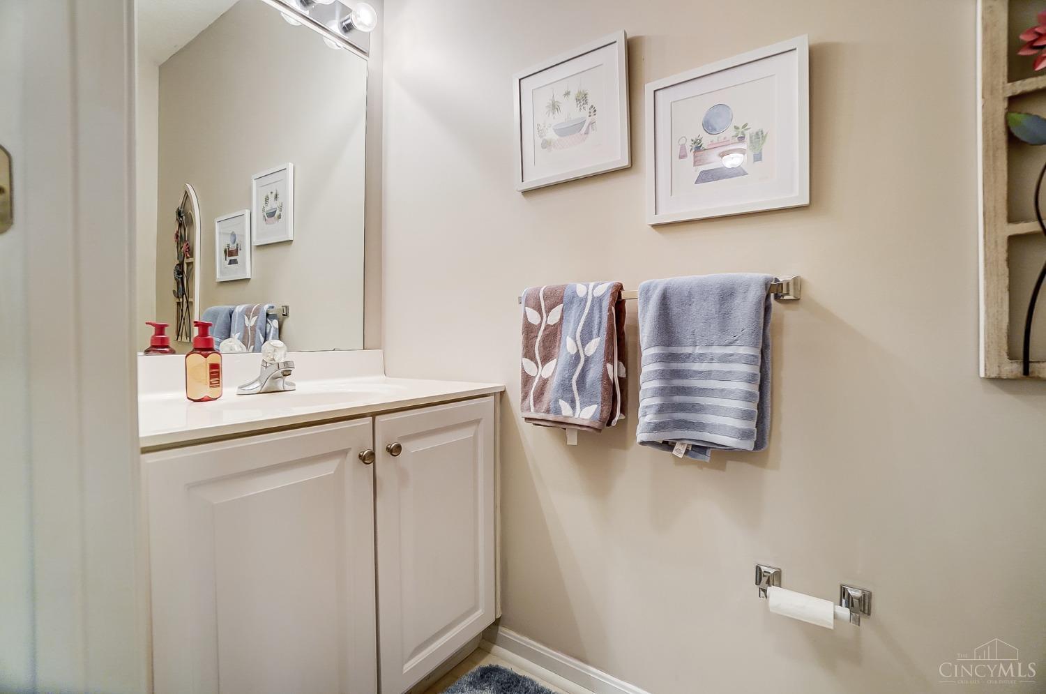 5788 Spire Ridge Court #13B, Green Township, Ohio image 41