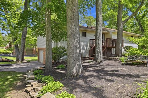 Photo of 6377 Ironwood Drive, Miami Township, OH 45140 (MLS # 1879450)