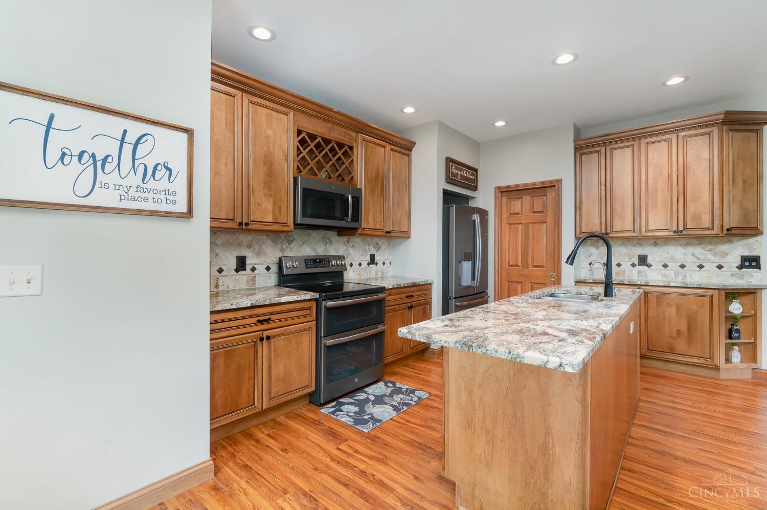 1753 E Cove Circle, Lawrenceburg, Indiana image 12