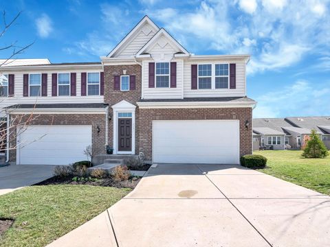 Photo of 3301 Crescent Falls Way, Deerfield Township, OH 45039 (MLS # 1871386)