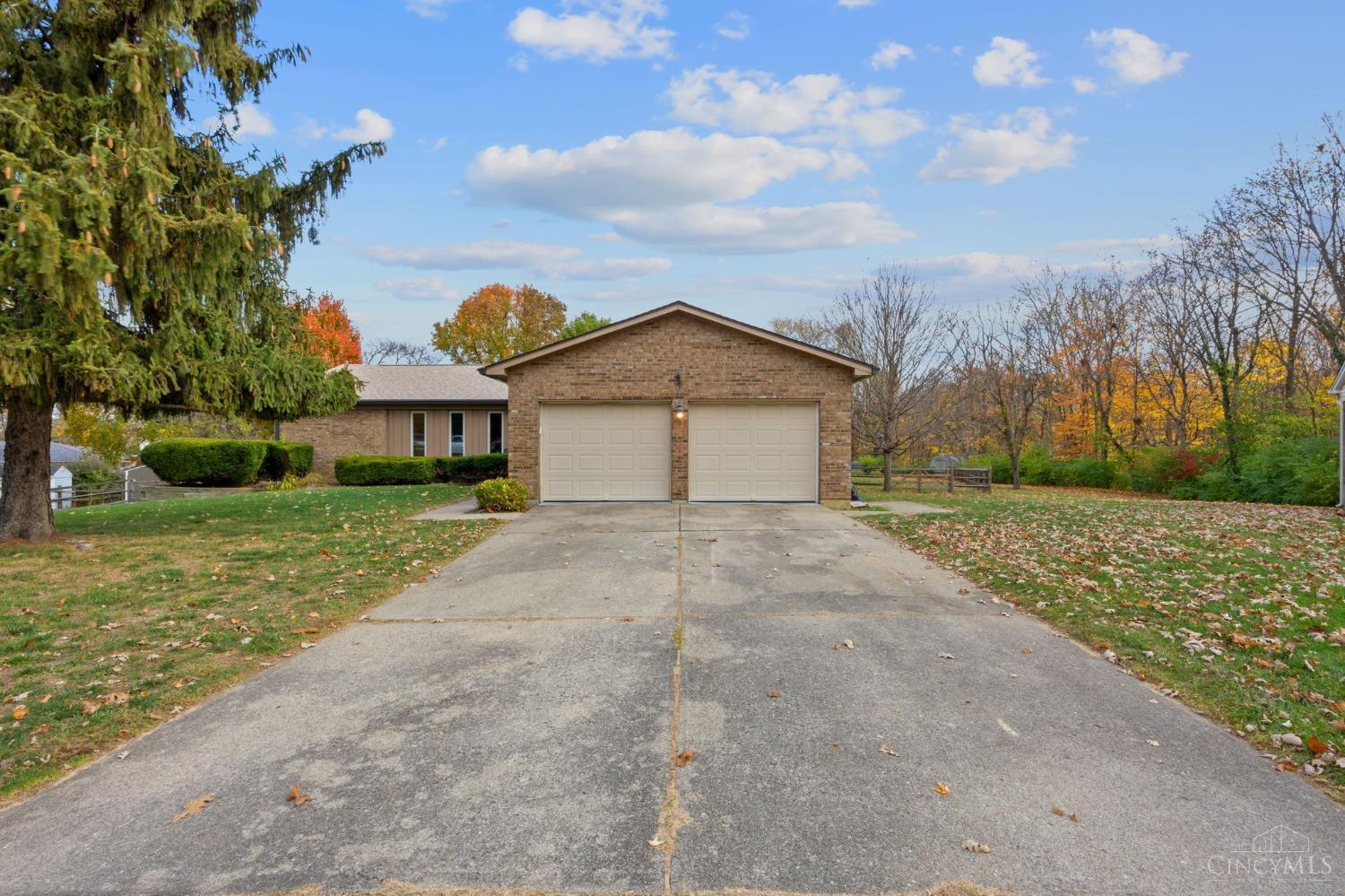 5774 Chesterfield Court, Fairfield, Ohio image 12