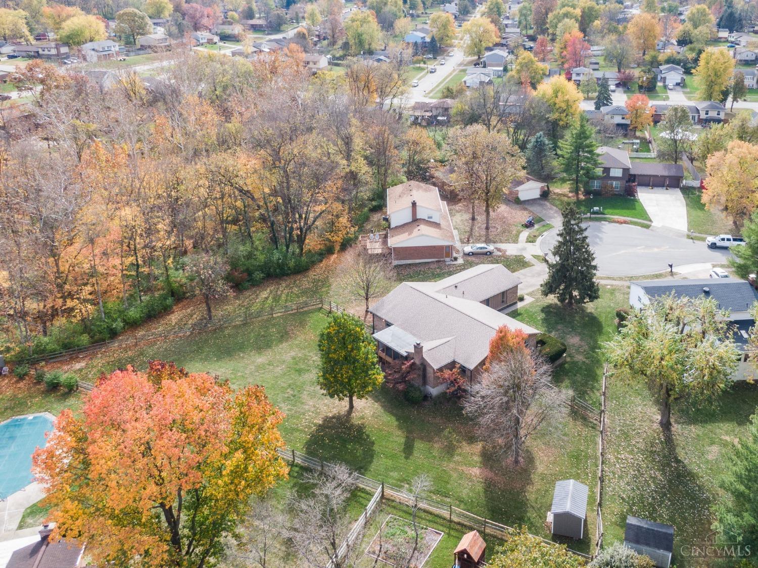 5774 Chesterfield Court, Fairfield, Ohio image 9