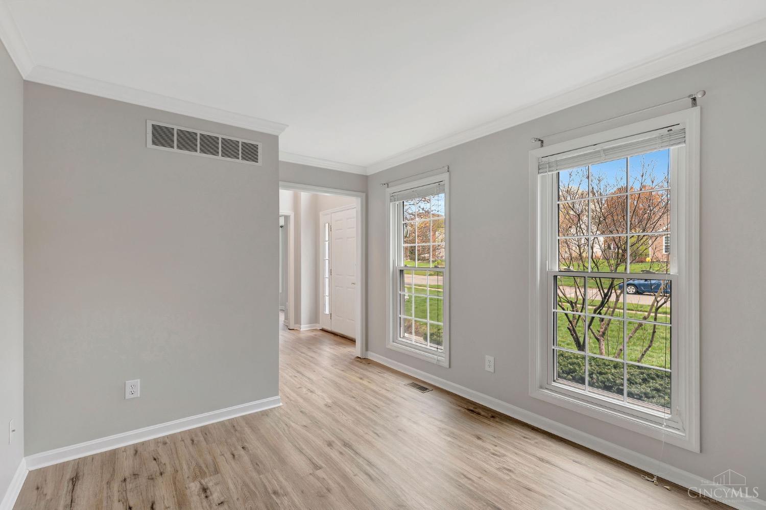 7692 West Lake Drive, West Chester, Ohio image 6