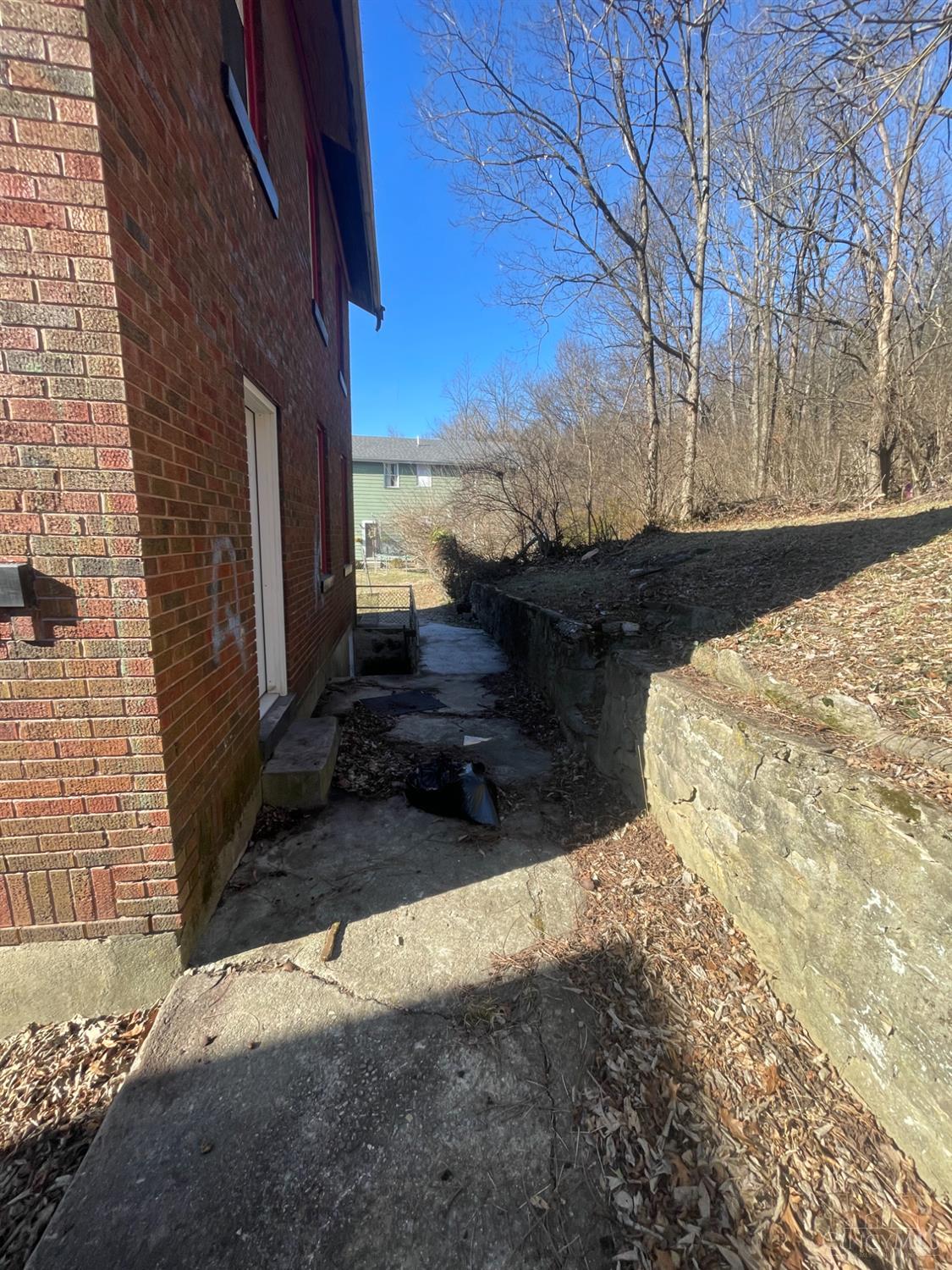 2044 Queen City Avenue