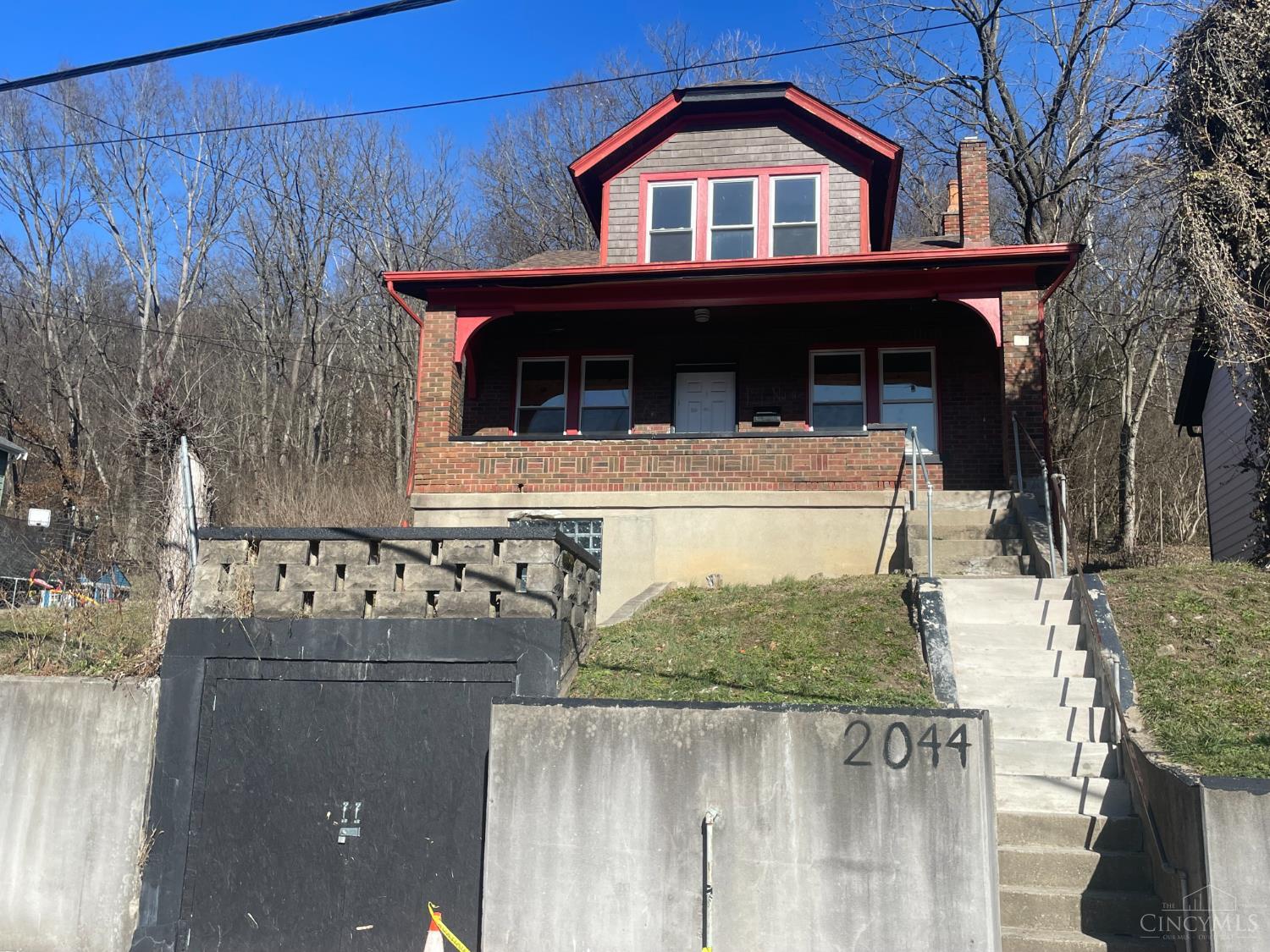 2044 Queen City Avenue