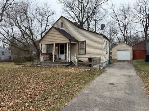Photo of 1808 Fernwood Street, Middletown, OH 45044 (MLS # 1865559)