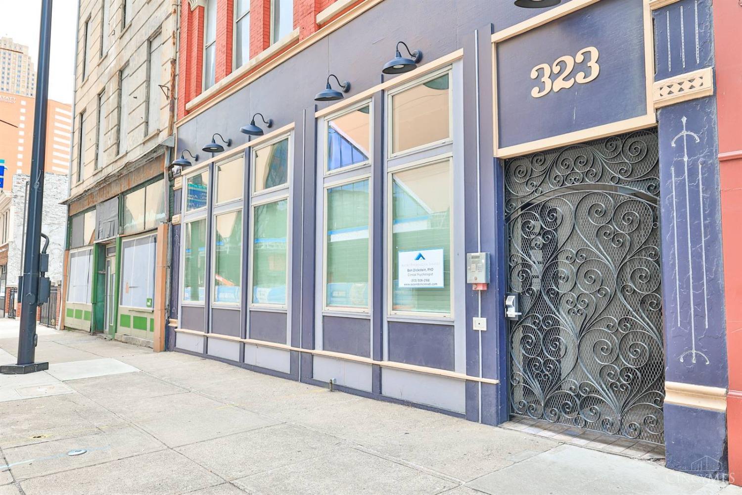 323 W Fifth Street 1S