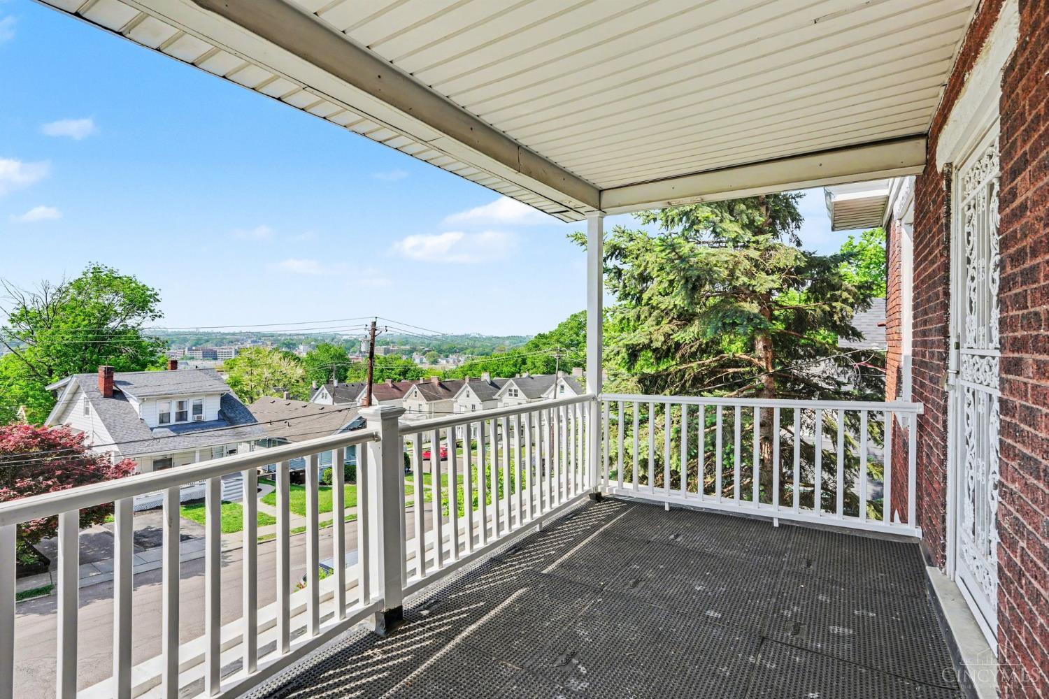2310 Buxton