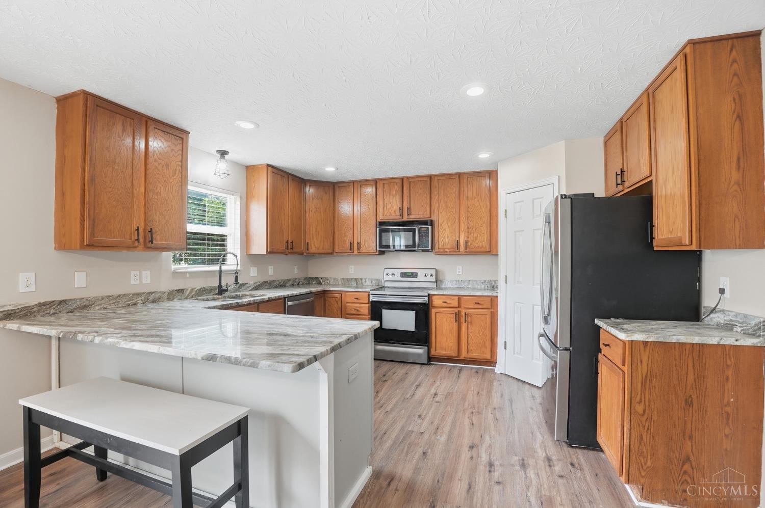 5687 Pepperridge Court