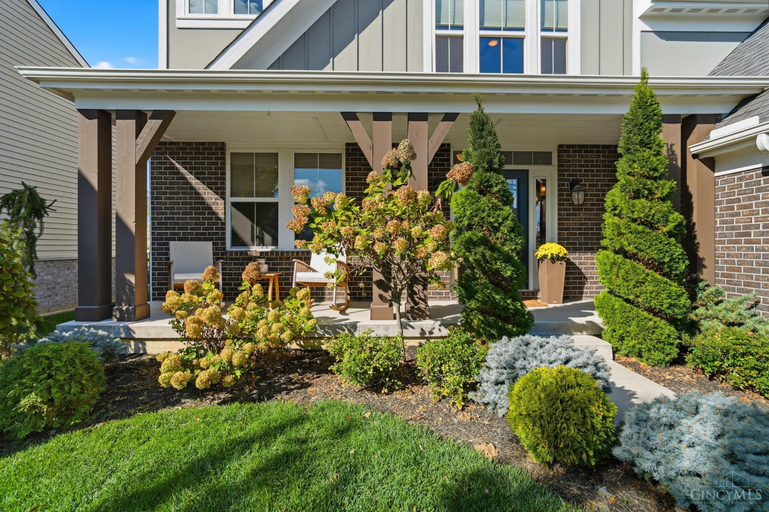 1571 Canterbury Court