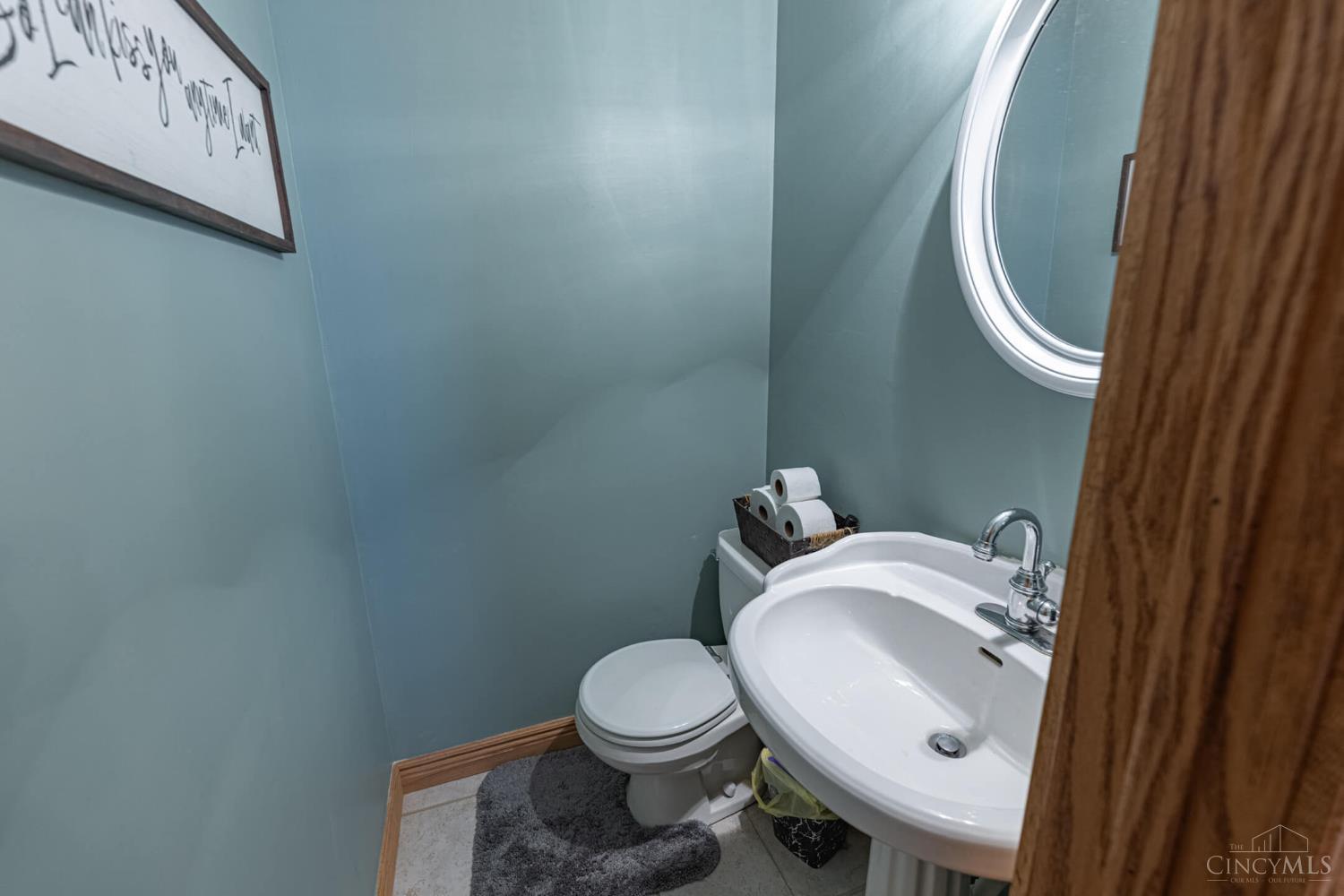 8588 Twincreek Drive, Franklin, Ohio image 21