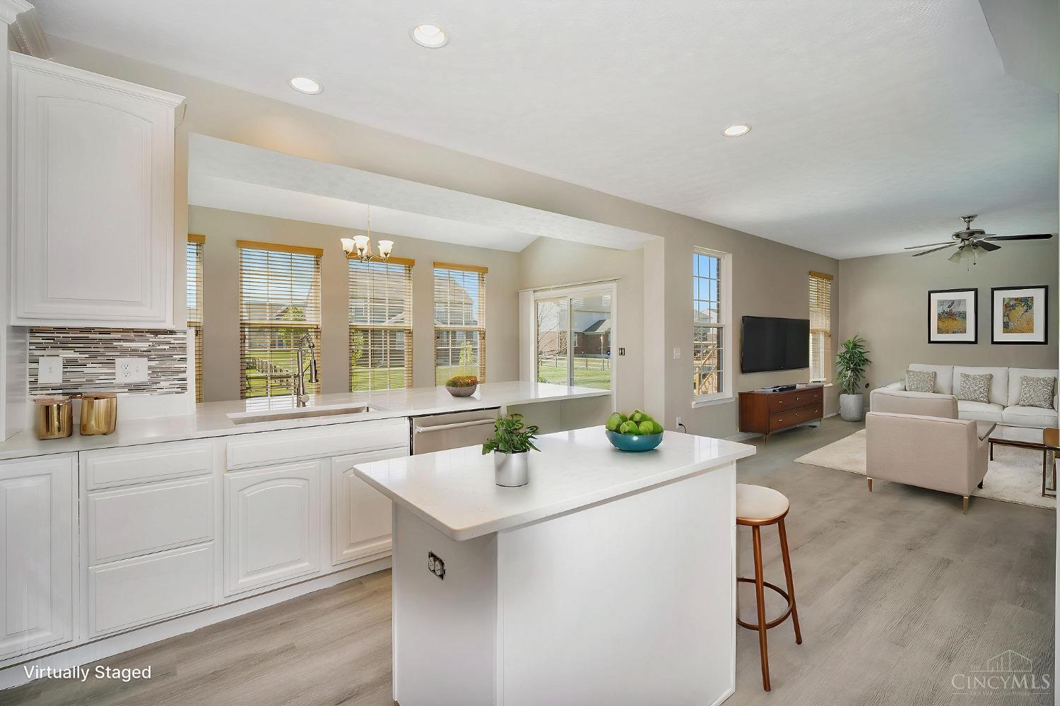 8105 Vegas Circle, West Chester, Ohio image 3