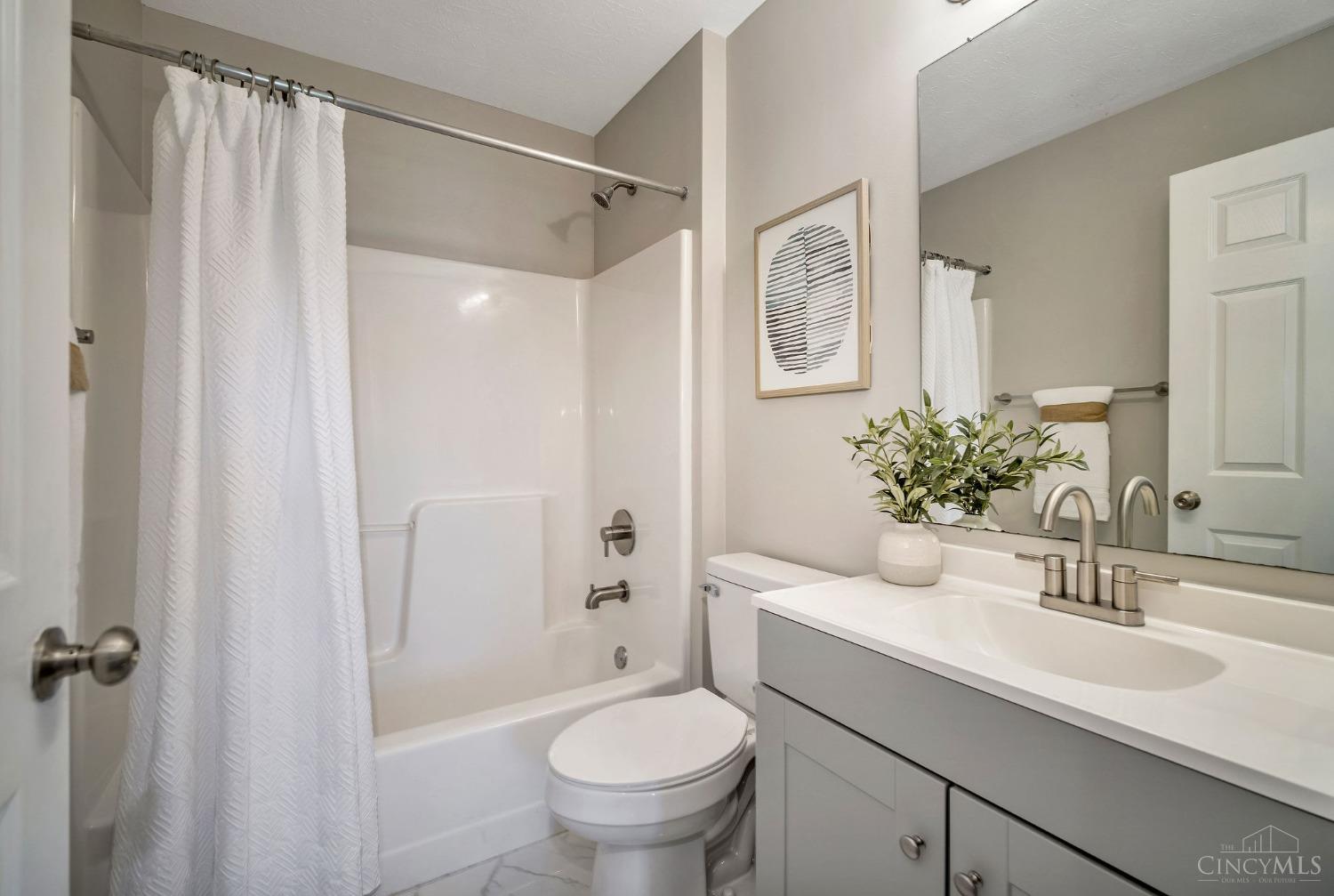 8105 Vegas Circle, West Chester, Ohio image 24