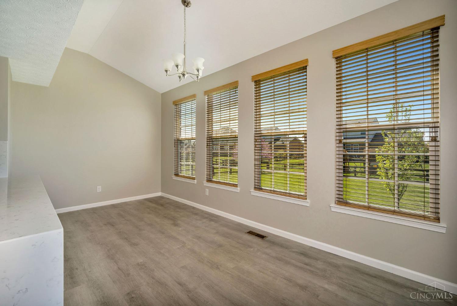 8105 Vegas Circle, West Chester, Ohio image 8