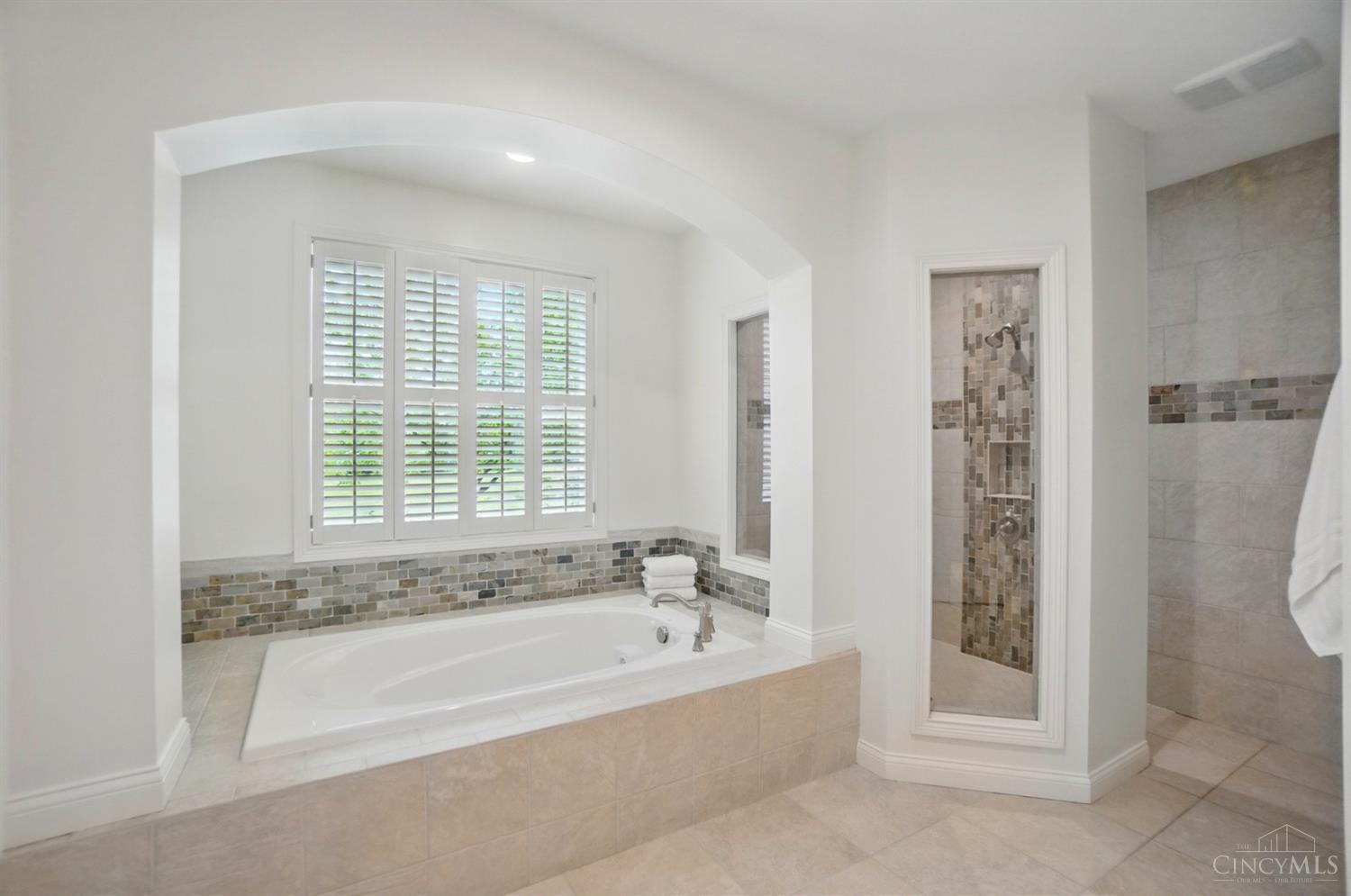 4685 Country Downs Drive, Mason, Ohio image 30