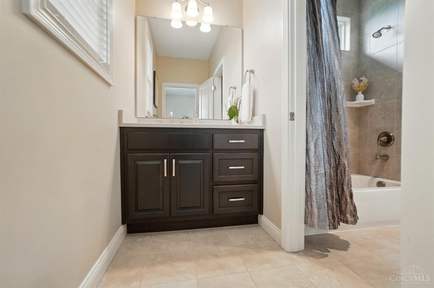 4685 Country Downs Drive, Mason, Ohio image 36