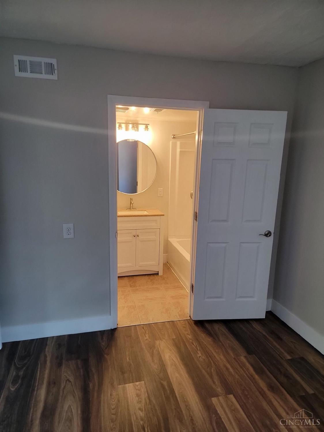 2500 Warsaw Drive #29, Cincinnati, Ohio image 15