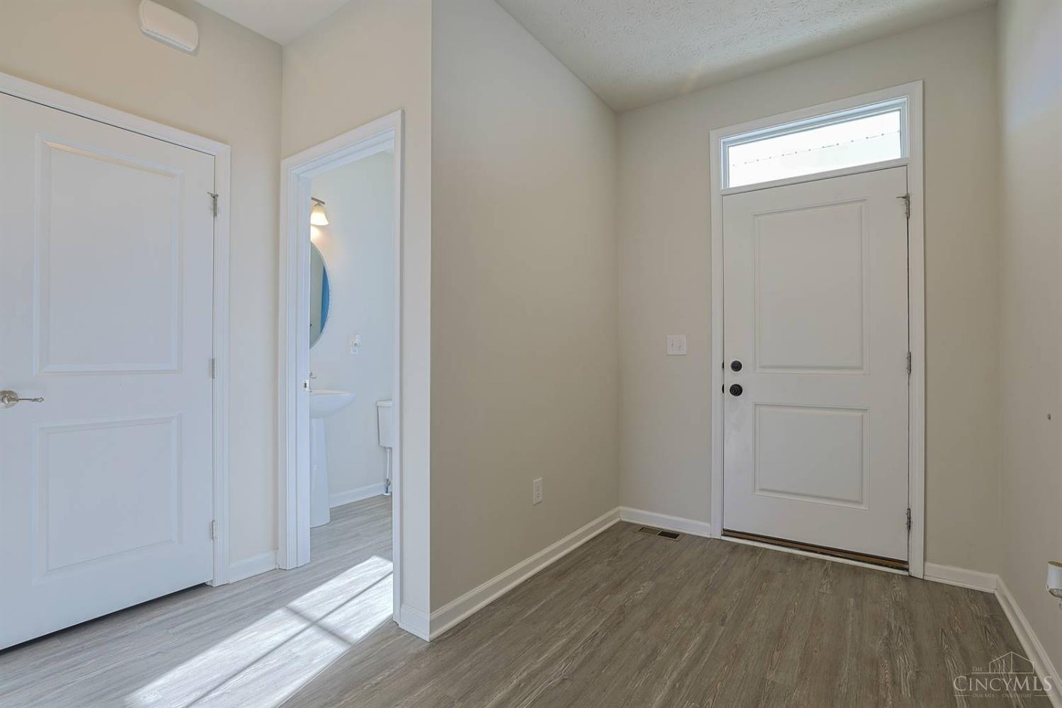 1239 Springfield Drive