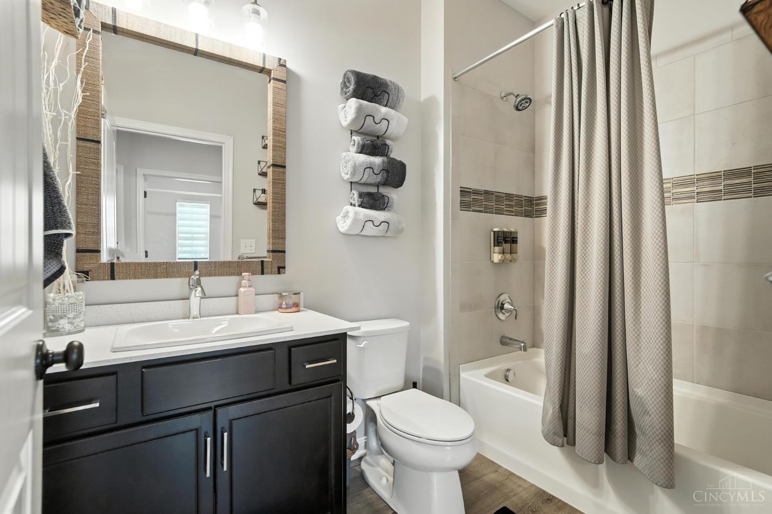 Turtle Creek Twp, Ohio 45036, United States, 3 Bedrooms Bedrooms, ,3 BathroomsBathrooms,Residential,Active,177302