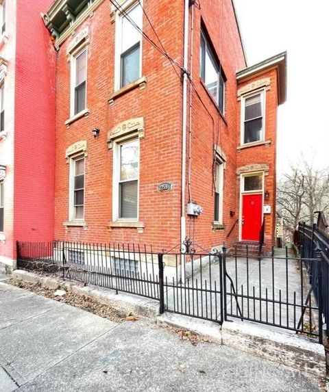 2259 Loth Street Cincinnati OH 45219