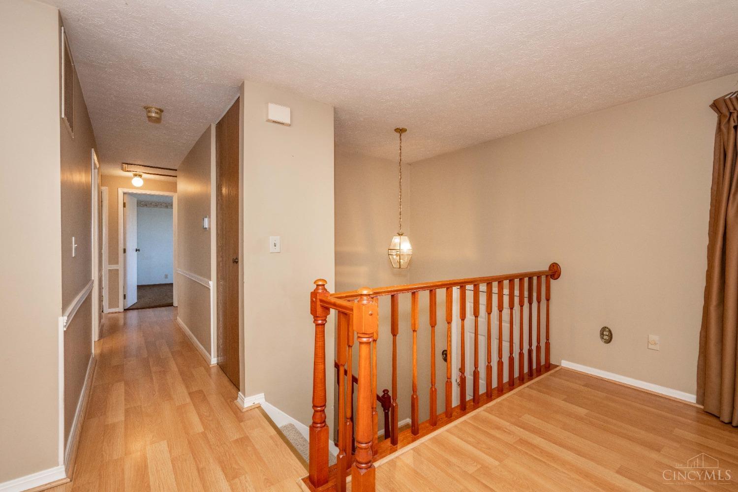 39 Kensington Drive, Hamilton, Ohio image 13