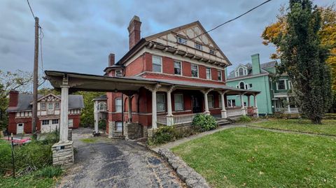 2304 Upland Place Cincinnati OH 45206