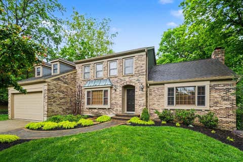 Homes For Sale - 6975 Perthview Drive<br/> Hamilton County, Anderson Twp, OH 45244