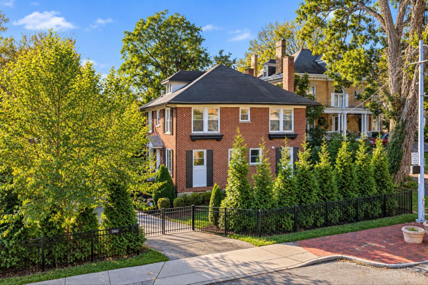 1961 Madison Road
