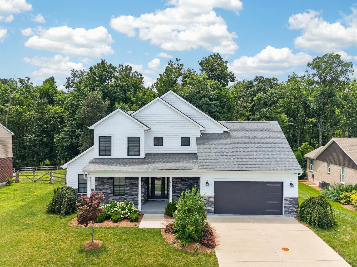 6582 Rosewood Lane