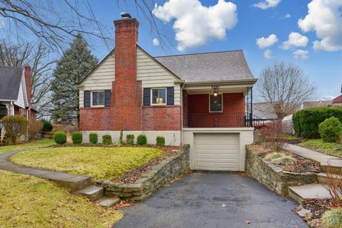 Photo of 3281 Pickbury Drive, Cincinnati, OH 45211 (MLS # 1868922)
