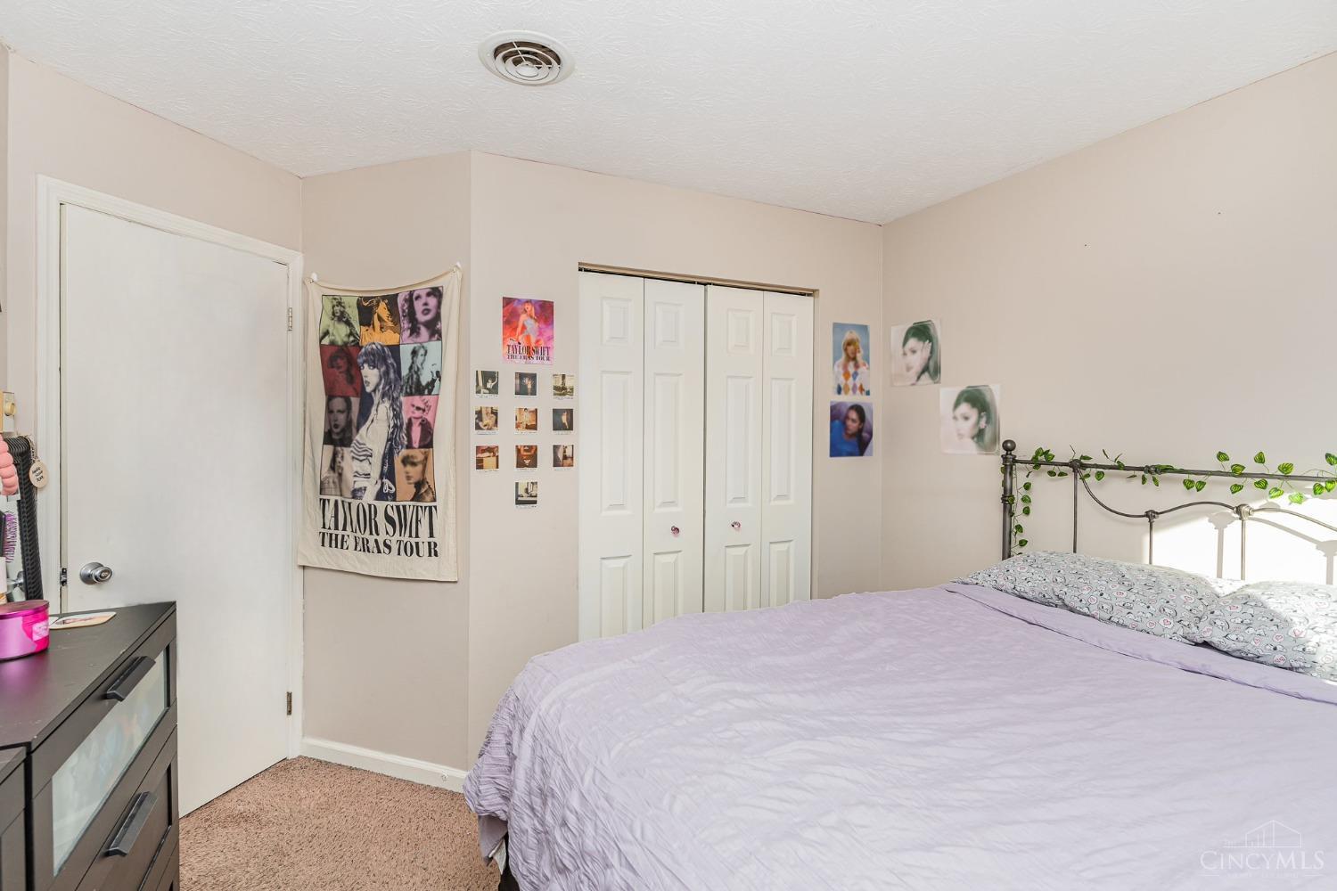 2825 Haig Avenue, Kettering, Ohio image 13