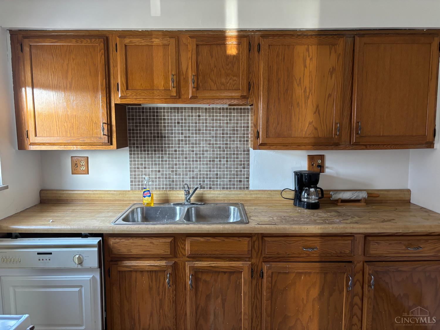 64 Brookwood Avenue 10