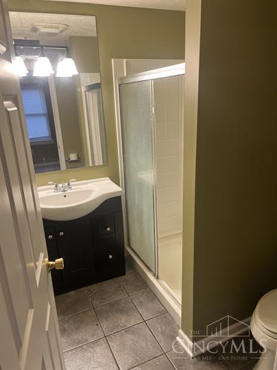 Cheviot, Ohio 45211, United States, 1 Bedroom Bedrooms, ,2 BathroomsBathrooms,Residential,Active,194833