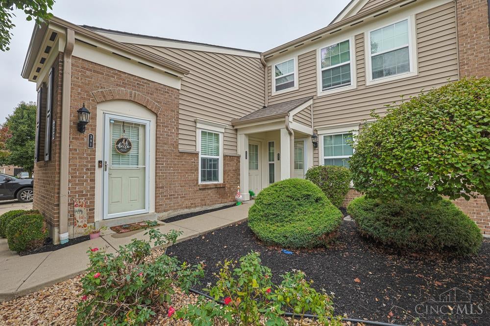 389 Legacy Way