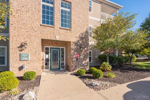 Photo of 3244 Grand Falls Boulevard, Deerfield Township, OH 45039 (MLS # 1857706)
